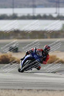 media/Nov-16-2025-Race Pace (Sun) [[8c5fa54630]]/Non Verified Riders (1st 20 Minutes)/1-Turn 14 (10am)/